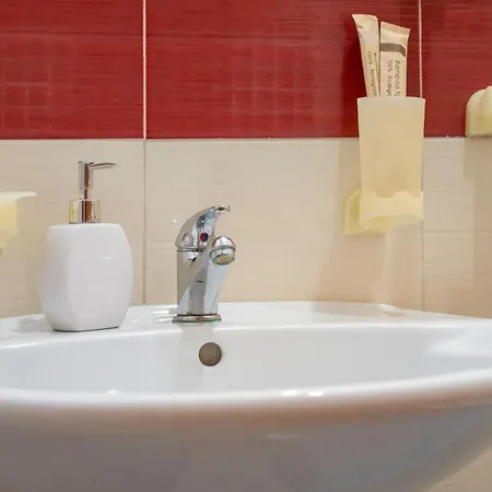 Atenaion Lejlighed *