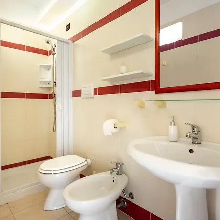 Apartament Atenaion *
