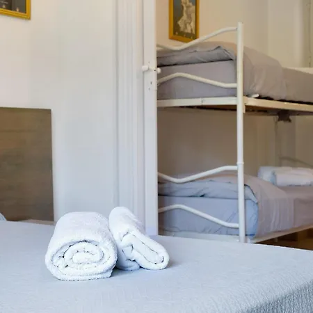 Apartament Atenaion *